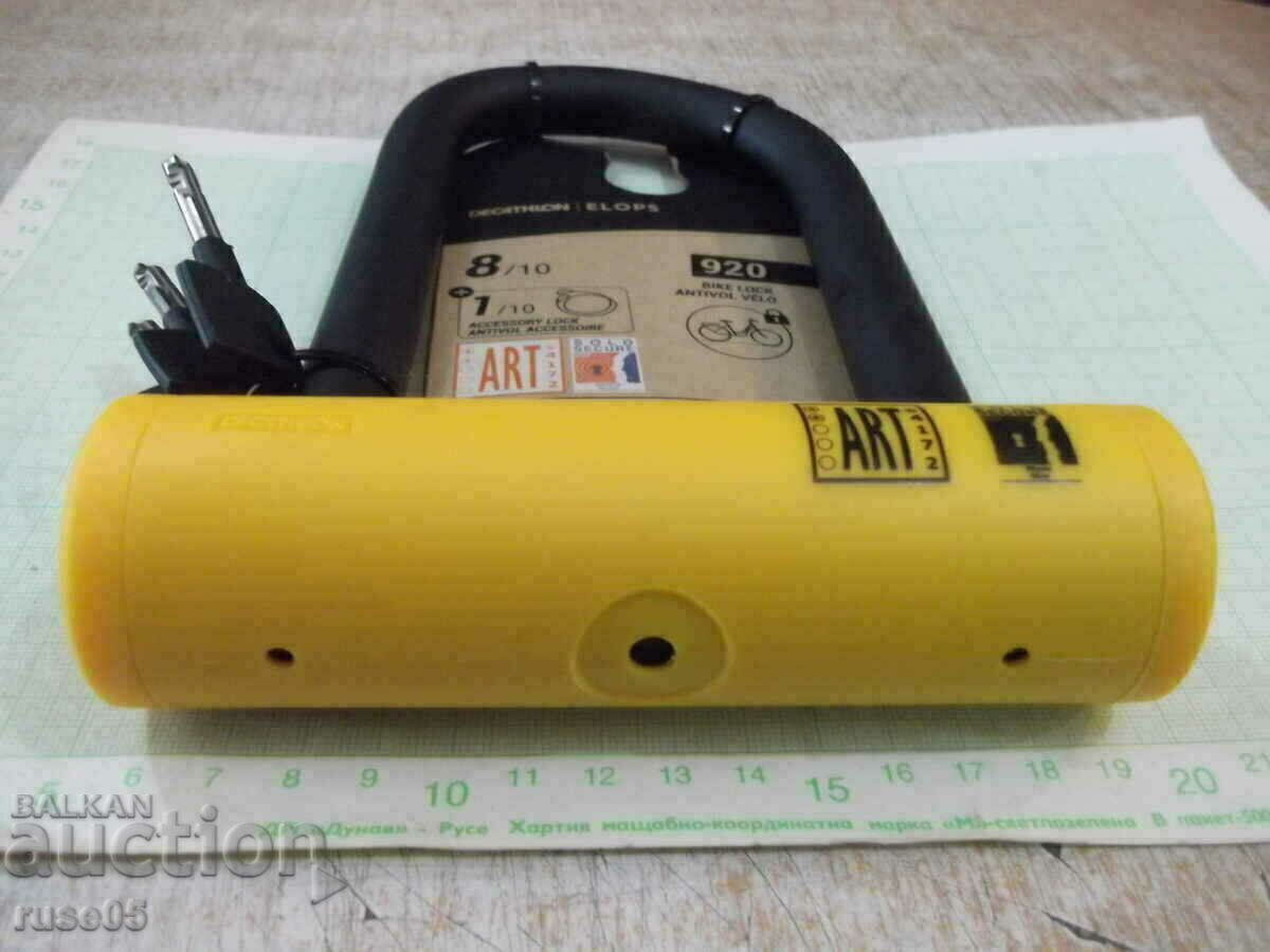 Auction  Padlock clamp 900 yellow to lock a wheel new