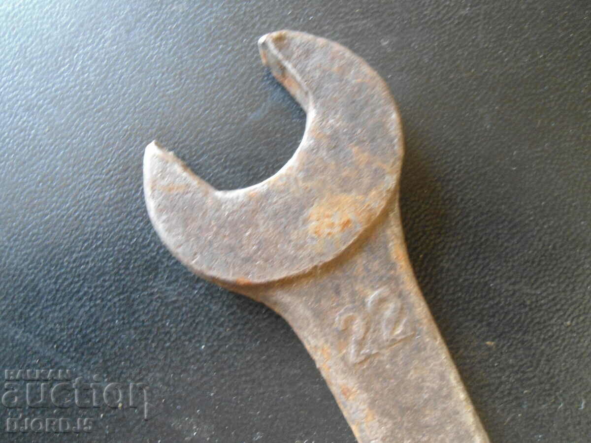 Old key 22, marking, RUD. SACK with price 3.00 BGN | € 1.53 Old key 22, marking, RUD. SACK with price 3.00 BGN | € 1.53