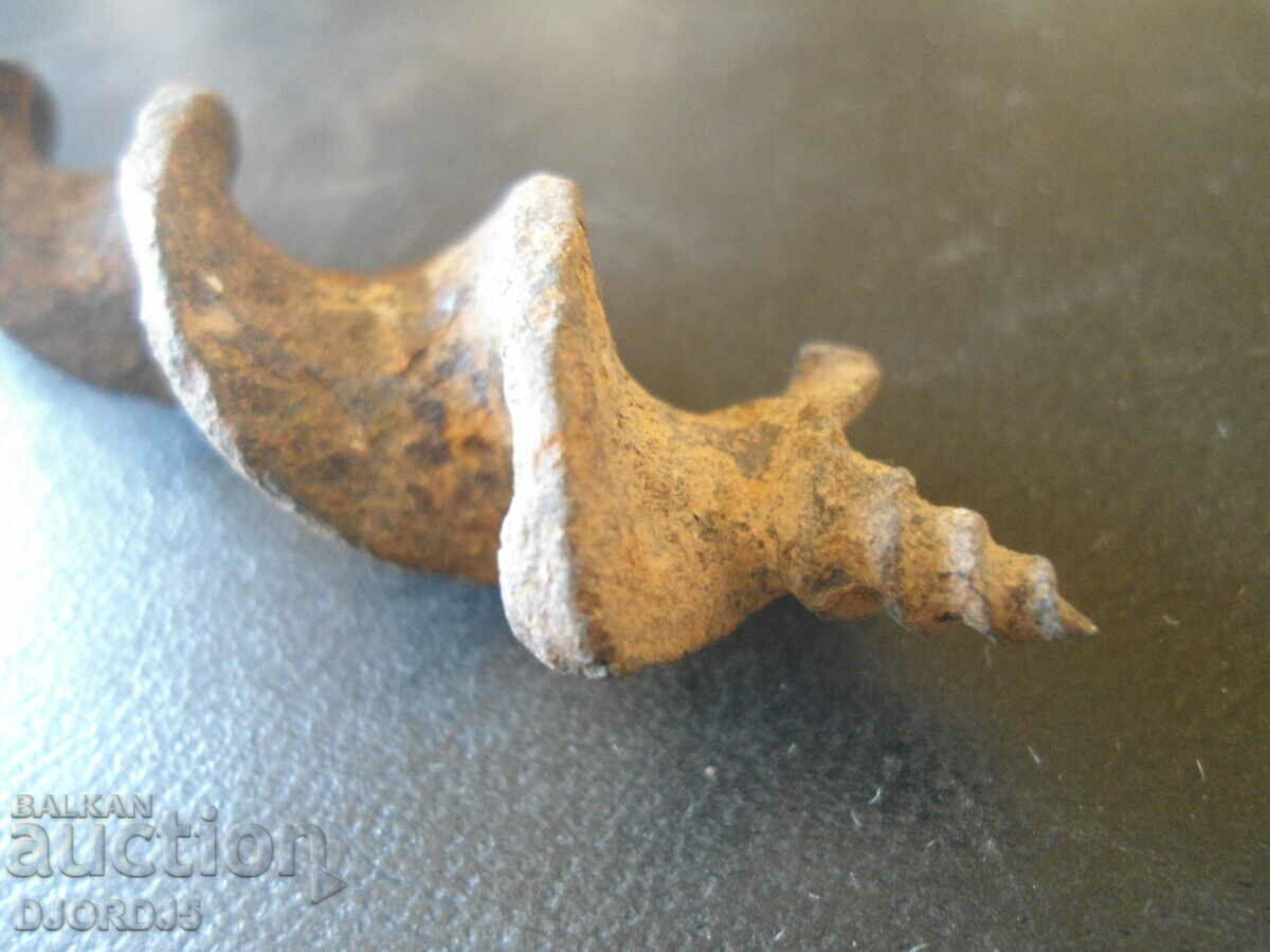 Auction Old drill, chipping Auction Old drill, chipping