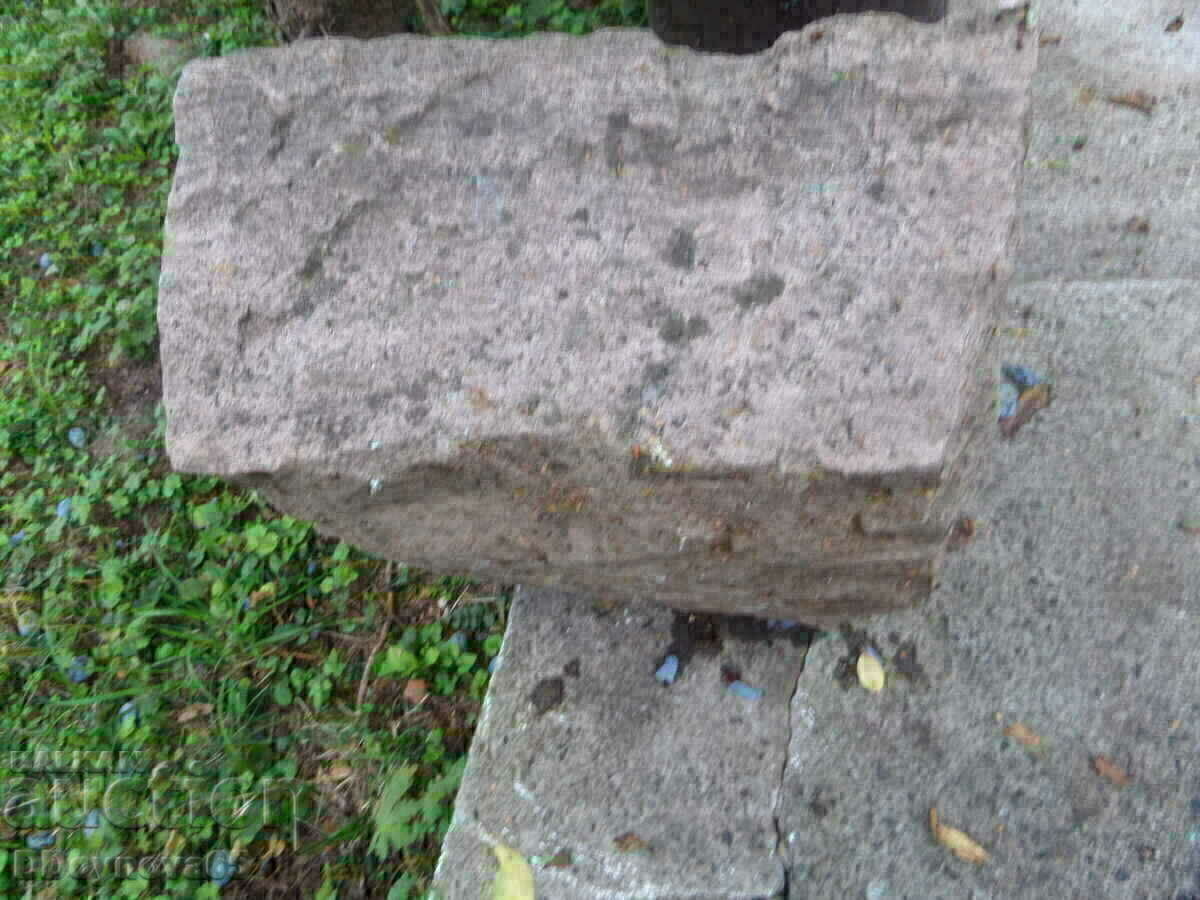 Old drinker, feeder with price 72.00 BGN | € 36.81