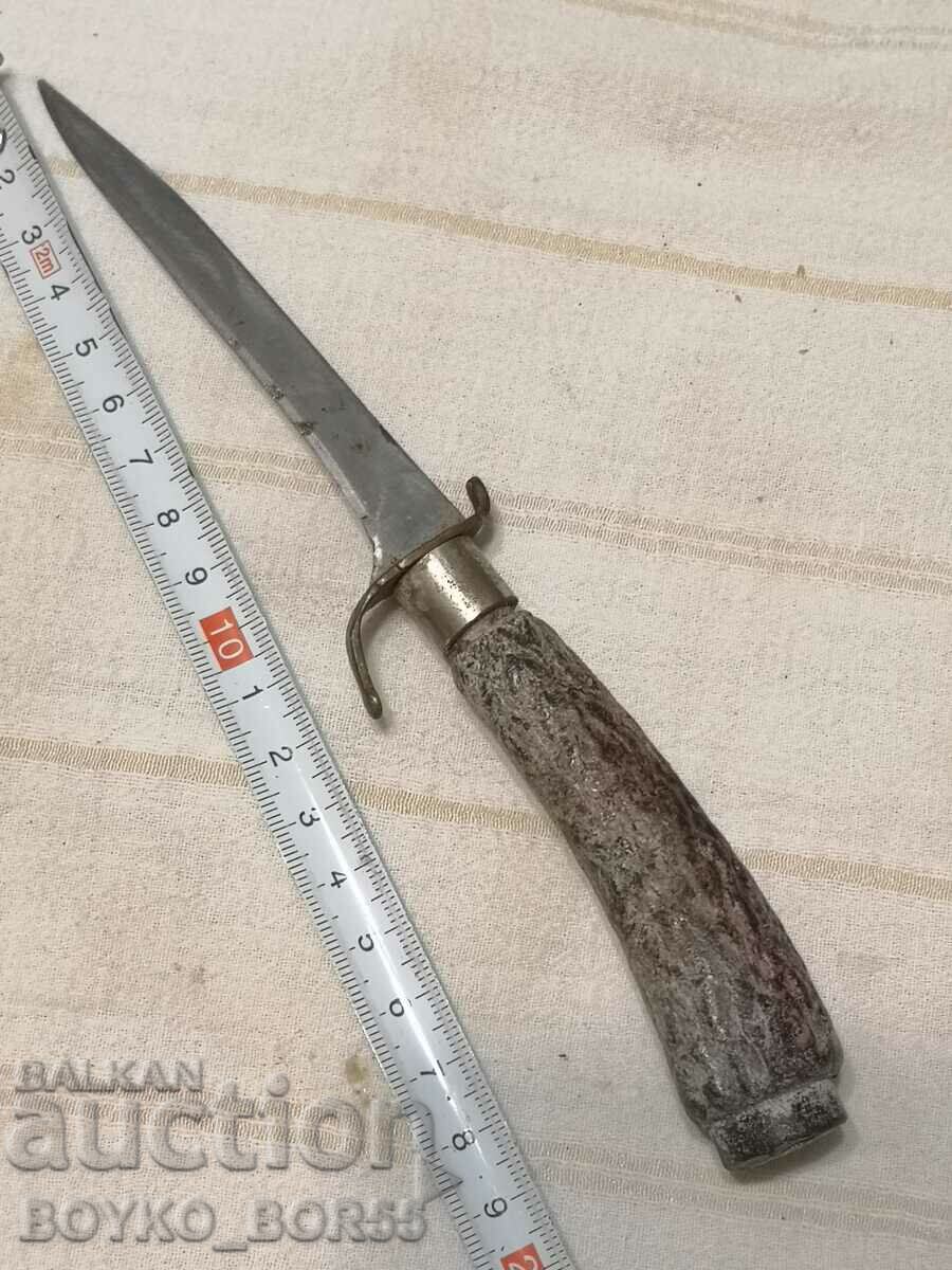 Old Knife Leg Blade with price 35.00 BGN | € 17.90 Old Knife Leg Blade with price 35.00 BGN | € 17.90