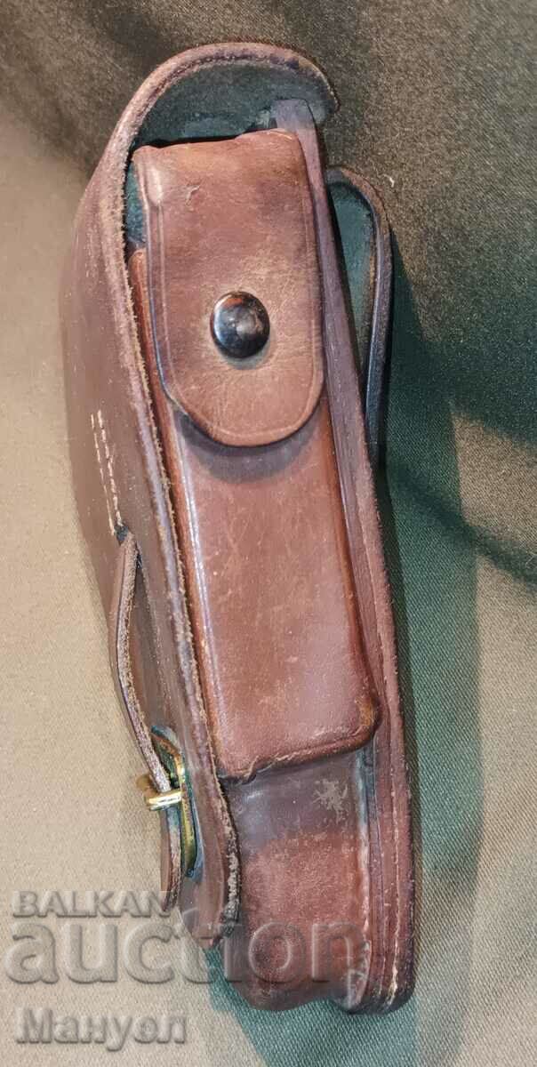 Toc de pistol vechi, militar „WALTER”. cu preț 190.00 BGN | € 97.15