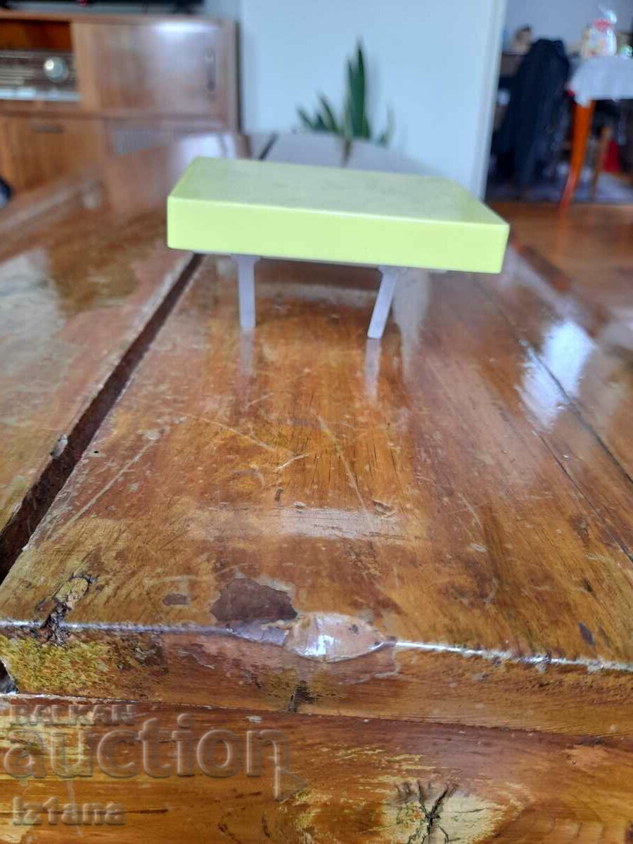 An old electronic box - 7 An old electronic box - 7