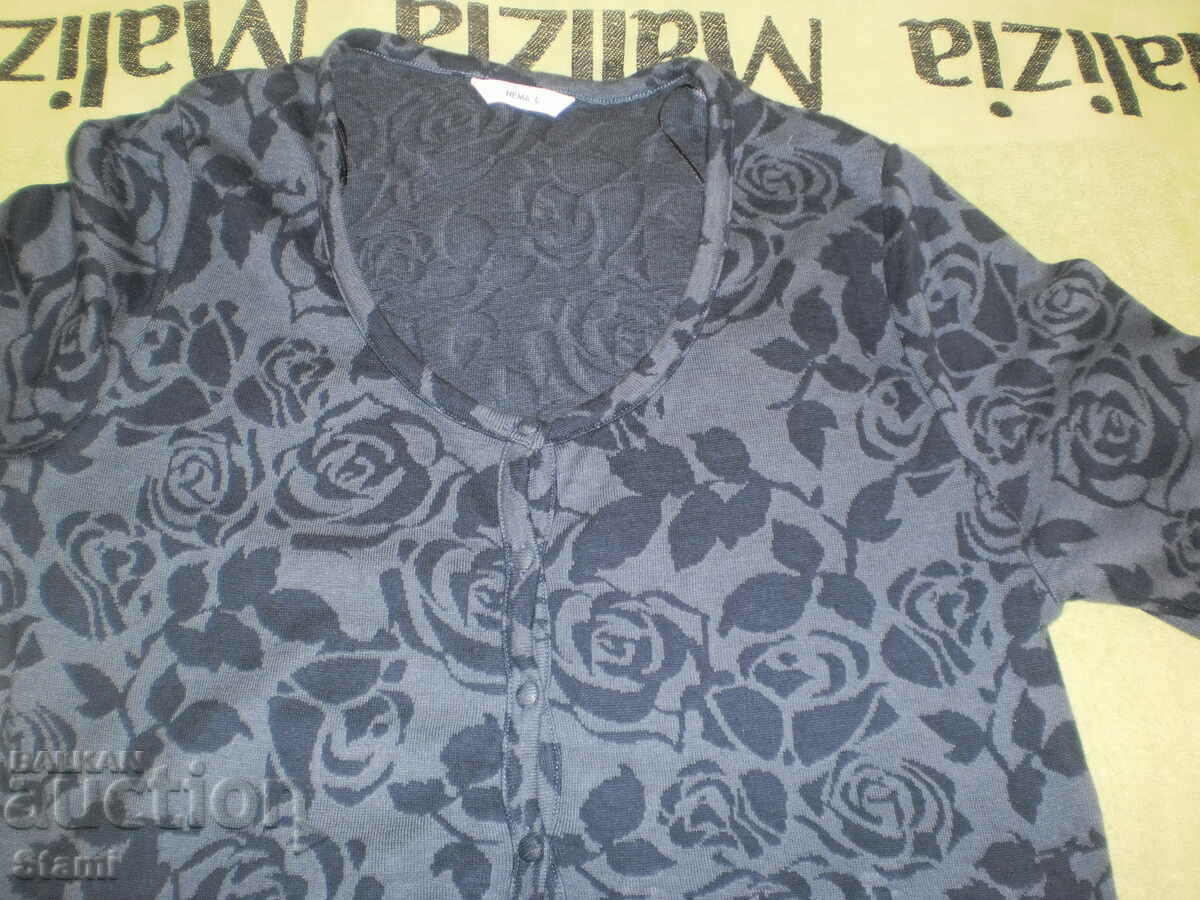 Delivery of Blouse with buttons blue and black NO, size L, new Delivery of Blouse with buttons blue and black NO, size L, new