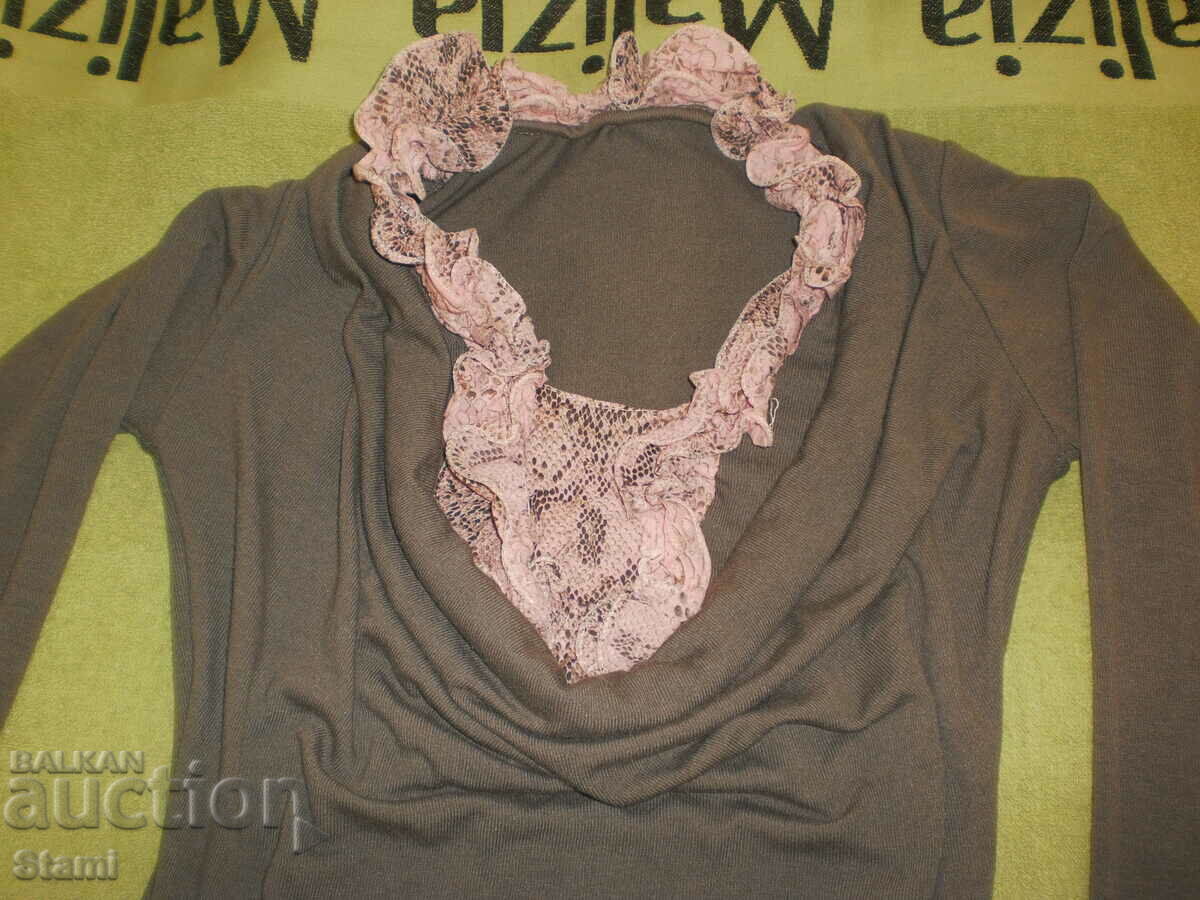 Bluză de damă din tricou și dantelă, mărimea M - 6