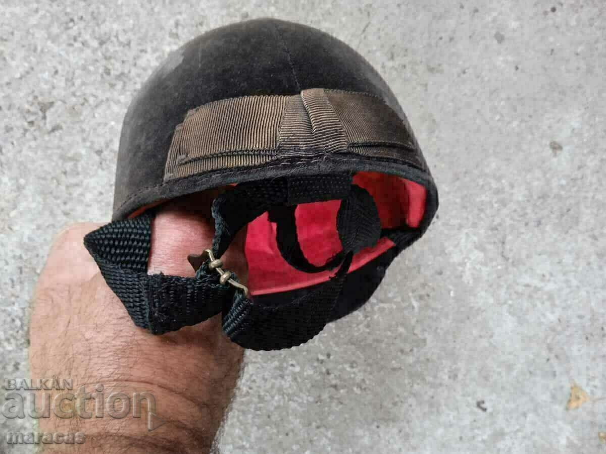 Auction Jockey's hat Auction Jockey's hat