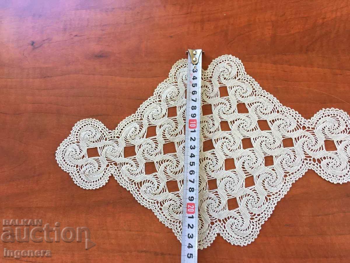 Auction  CUTE UNIQUE HANDKNIT SINGLE CROCHET BLANKET