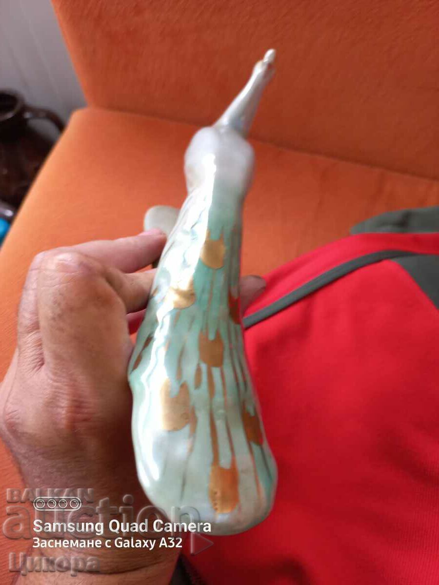 Auction PORCELAIN Peacock STATUTE FIGURE PORCELAIN Auction PORCELAIN Peacock STATUTE FIGURE PORCELAIN