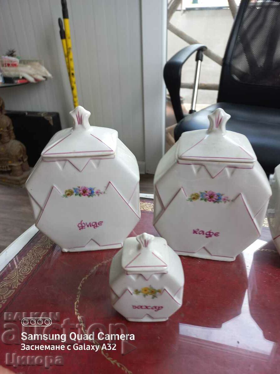 PORCELAIN BULGARIAN SPICE SERVICE - 6 PORCELAIN BULGARIAN SPICE SERVICE - 6
