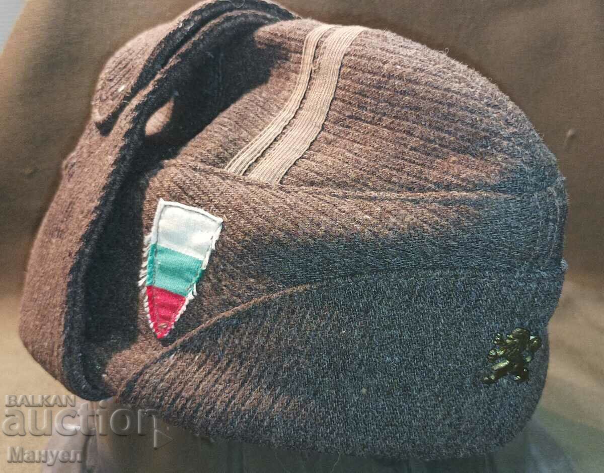 Auction Winter cap senior officer "Krumovka"-wounded soc Auction Winter cap senior officer "Krumovka"-wounded soc