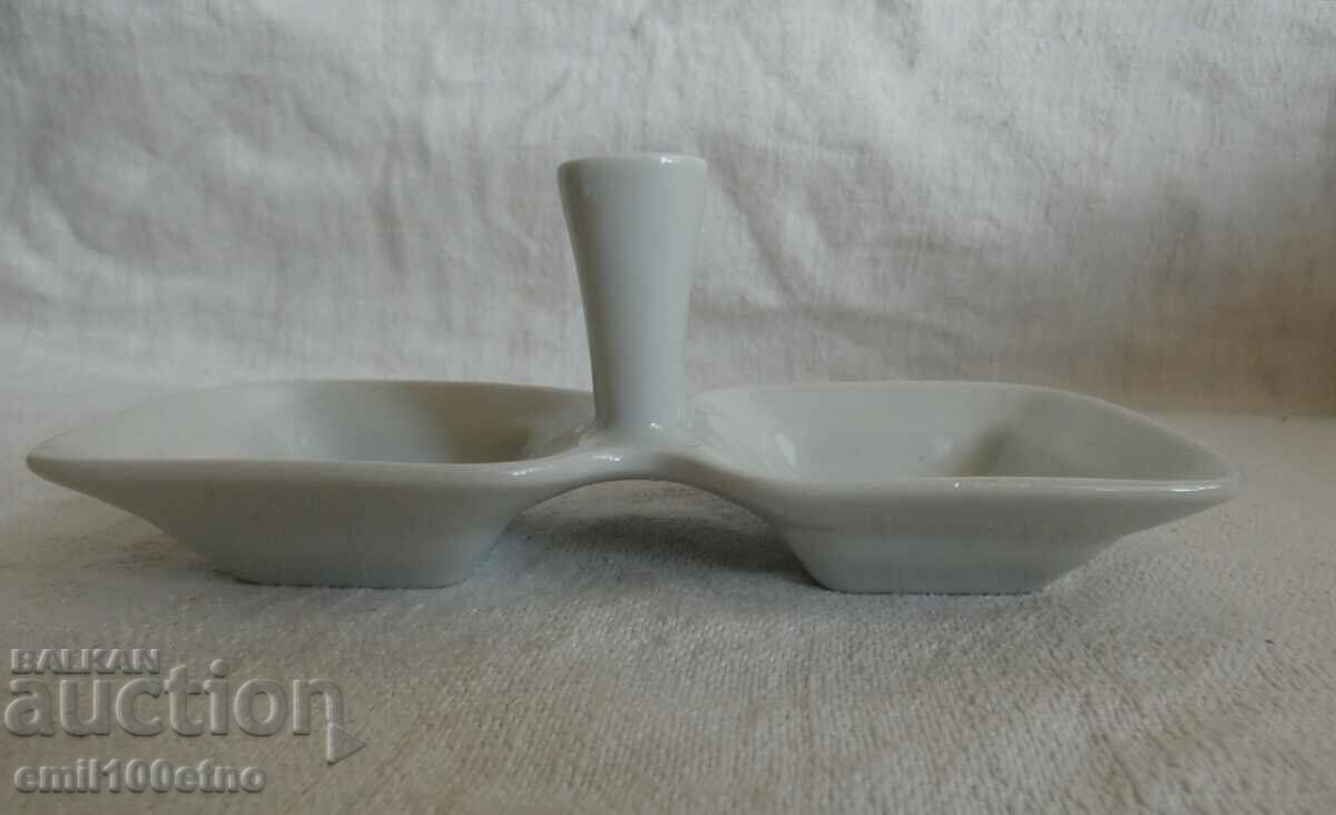 Salt shaker old Bulgarian porcelain Kitka Novi Pazar with price 6.00 BGN | € 3.07 Salt shaker old Bulgarian porcelain Kitka Novi Pazar with price 6.00 BGN | € 3.07