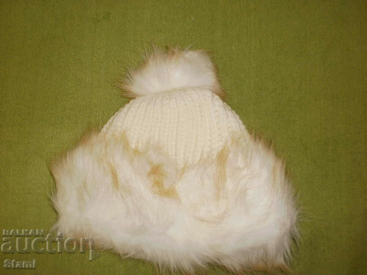 Delivery of Machine-knit wool hat with leather cuff and tassel, white Delivery of Machine-knit wool hat with leather cuff and tassel, white