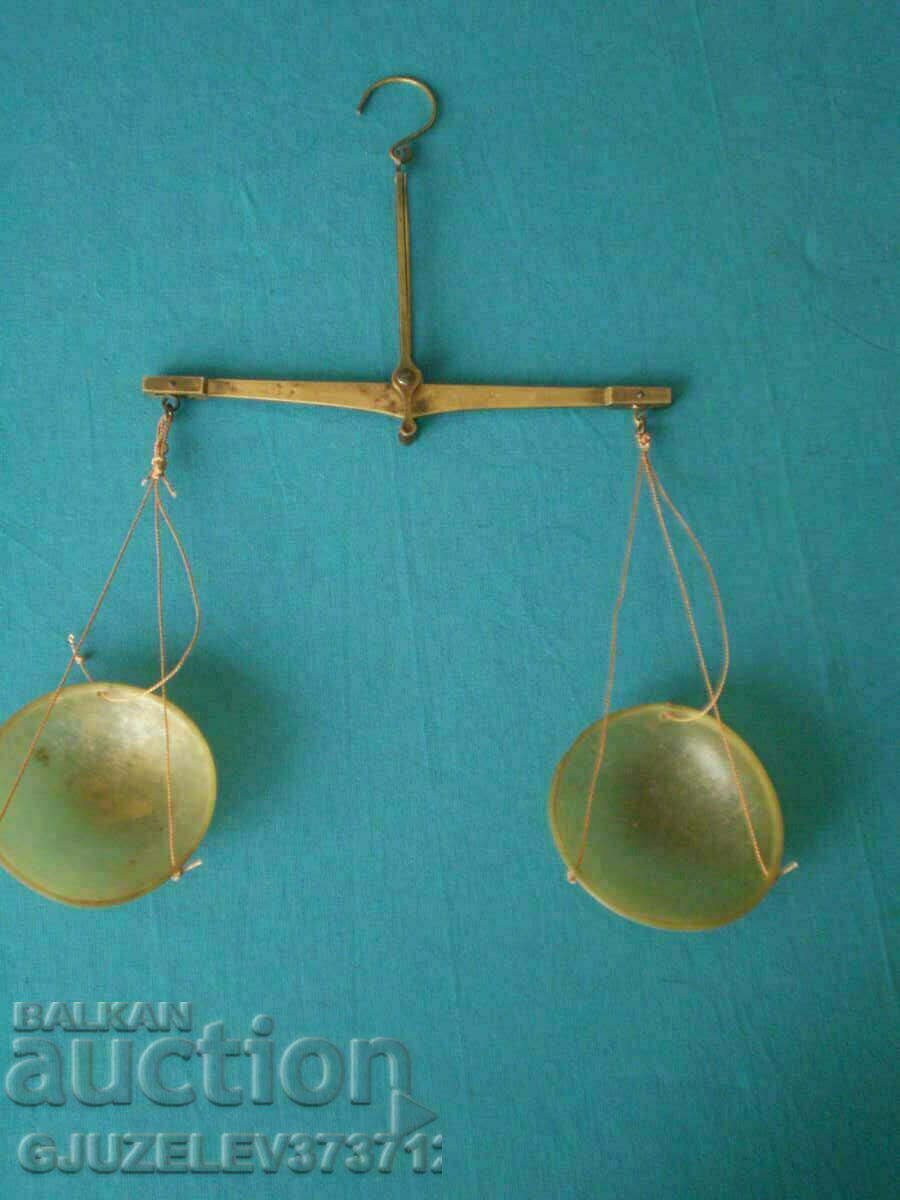 Παράδοση Παλιά Ζυγαριά φαρμακείου με γνήσιες υποδοχές