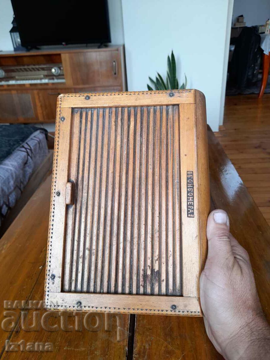 Auction Old Bonbonniere Auction Old Bonbonniere