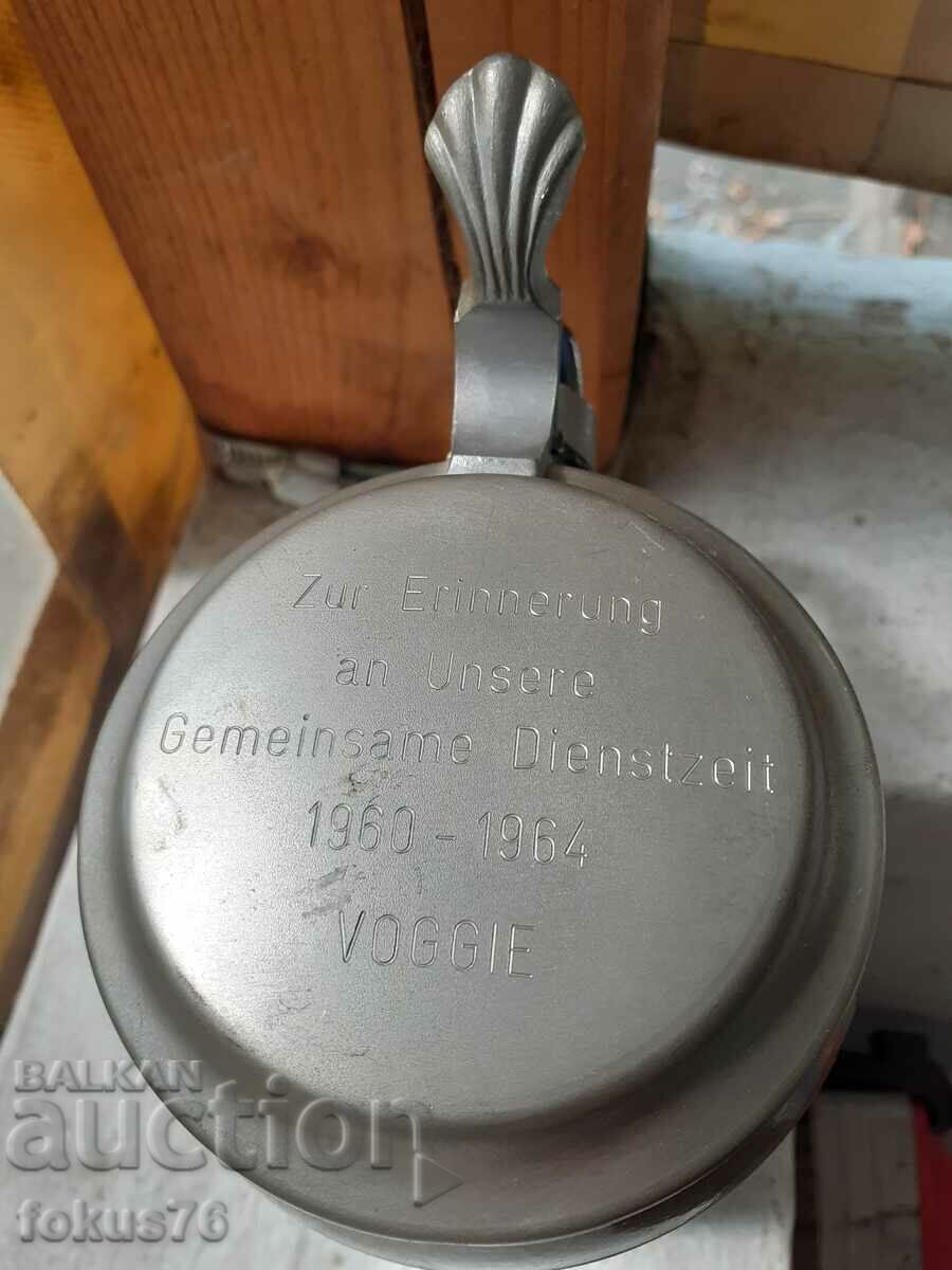 Delivery of Old German Goebel beer mug Delivery of Old German Goebel beer mug