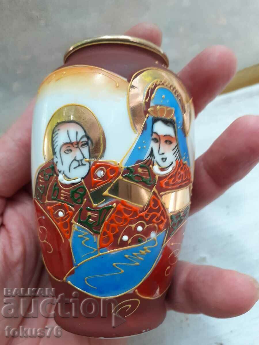 Licitație Vaza satsuma din portelan japonez marcata satsuma