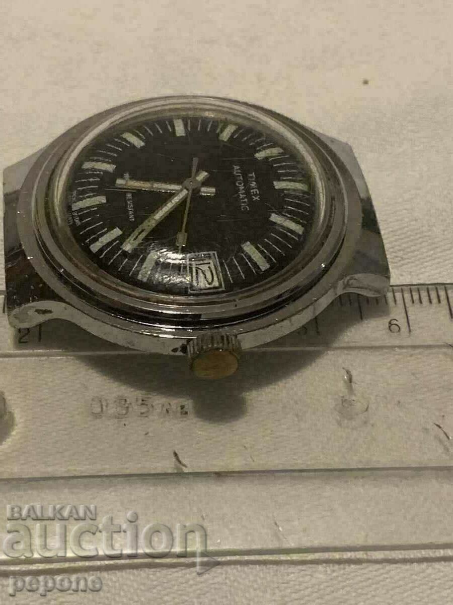 Timex με τιμή € 25.56 | 49.99 BGN Timex με τιμή € 25.56 | 49.99 BGN