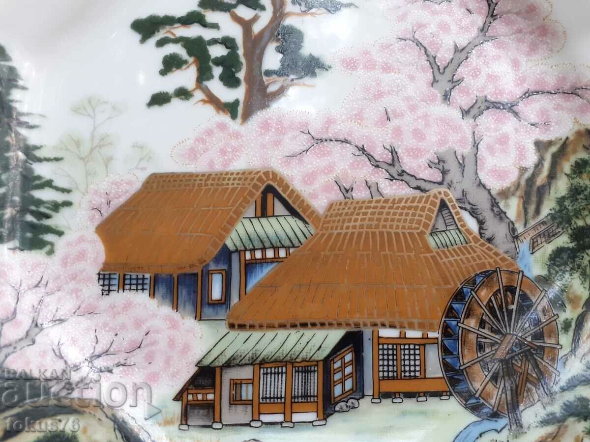 Porcelain Japanese hand painted Kutani plate - mark - 5 Porcelain Japanese hand painted Kutani plate - mark - 5