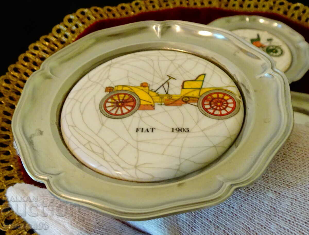 Enamel plate, panel with retro car, 3 pieces with price 30.00 BGN | € 15.34 Enamel plate, panel with retro car, 3 pieces with price 30.00 BGN | € 15.34