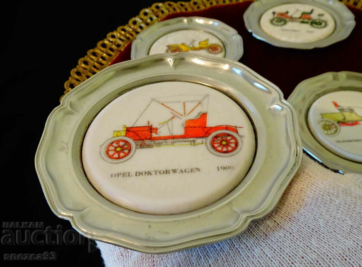 Delivery of Enamel plate, panel with retro car, 3 pieces Delivery of Enamel plate, panel with retro car, 3 pieces
