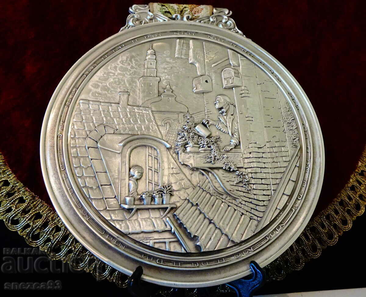 Κάναβος με ζωγραφιά "Η Σοφίτα" του Carl Spitzweg με τιμή 36.00 BGN | € 18.41 Κάναβος με ζωγραφιά "Η Σοφίτα" του Carl Spitzweg με τιμή 36.00 BGN | € 18.41