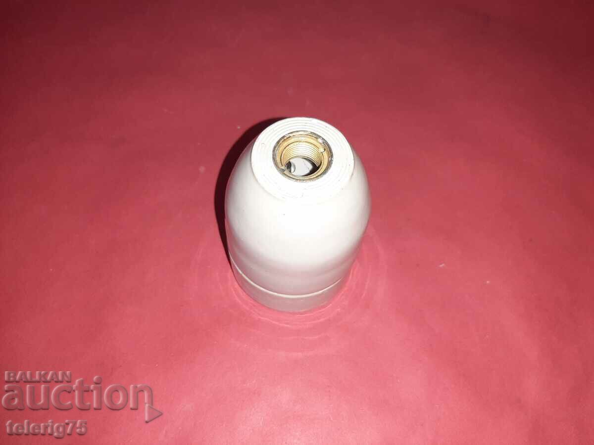 Auction Bulgarian Porcelain Socket for powerful E40 Mercury Lamps Auction Bulgarian Porcelain Socket for powerful E40 Mercury Lamps