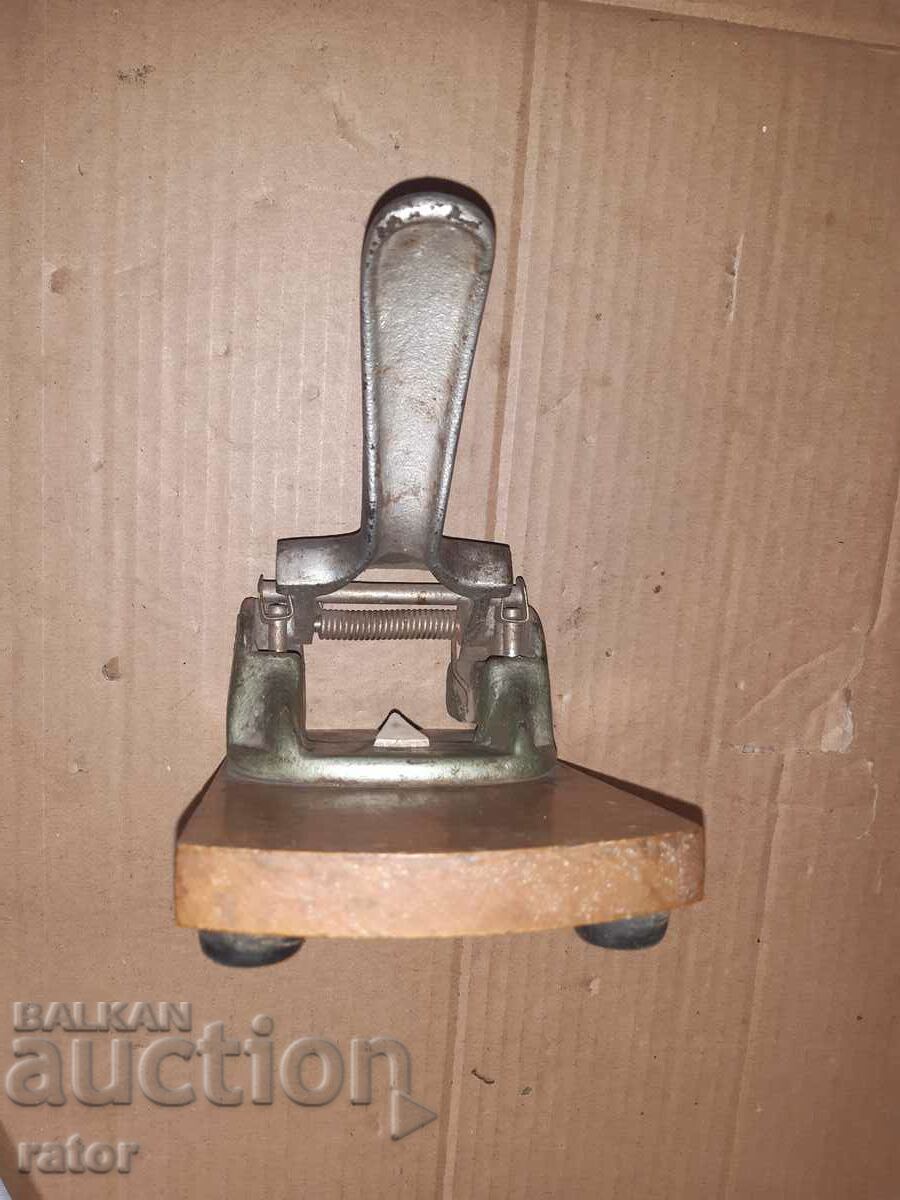 Very old, very large office perforator - 5 Very old, very large office perforator - 5