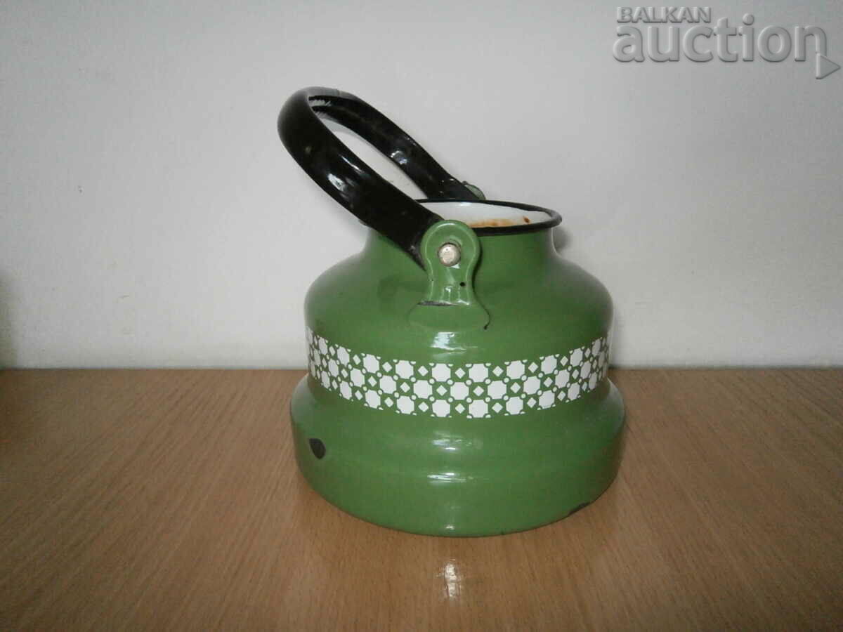 Доставка на старинен винтидж ретро емайлиран чайник Доставка на старинен винтидж ретро емайлиран чайник