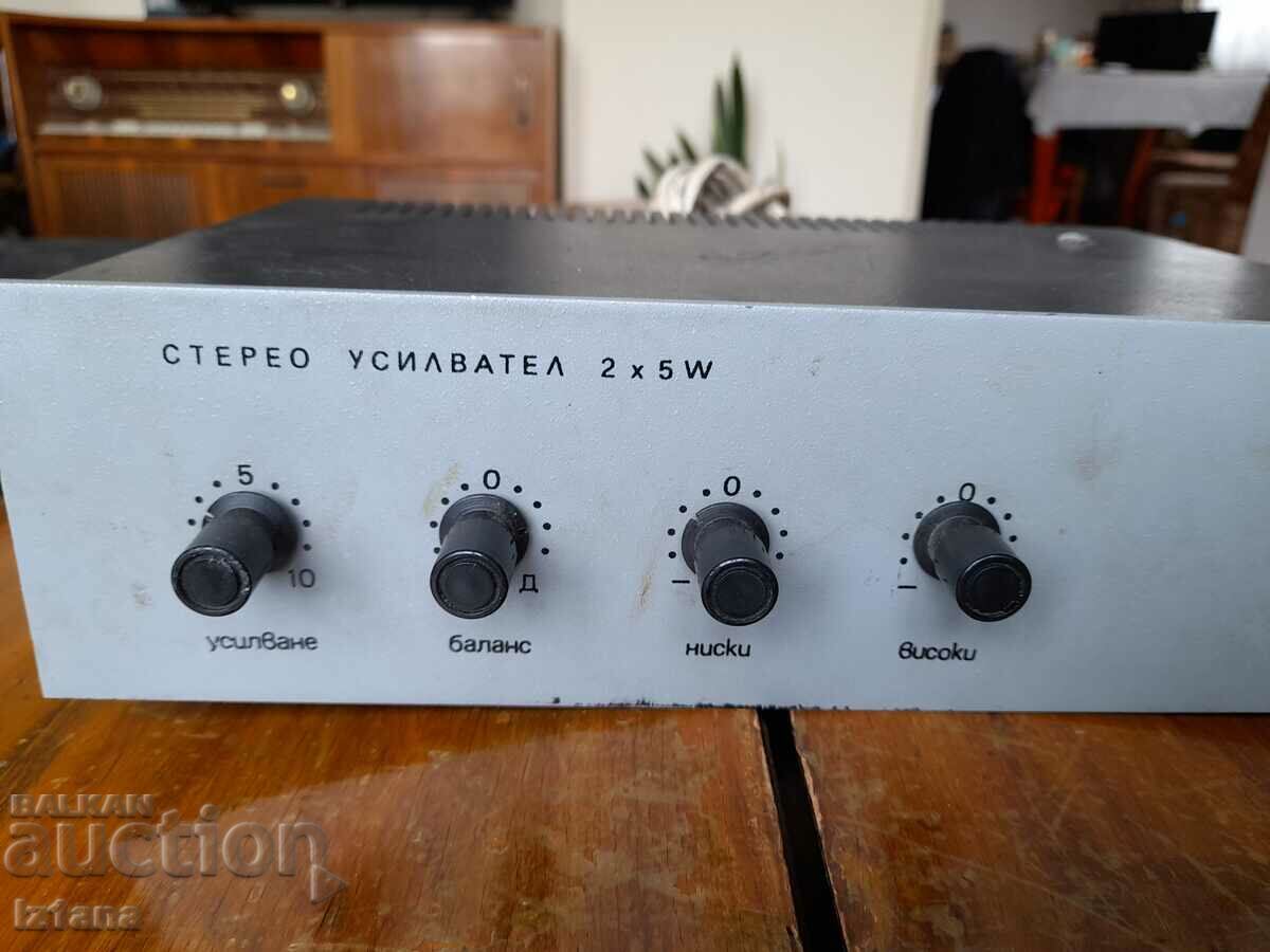 Old stereo amplifier ZZU Stara Zagora with price 70.00 BGN | € 35.79 Old stereo amplifier ZZU Stara Zagora with price 70.00 BGN | € 35.79