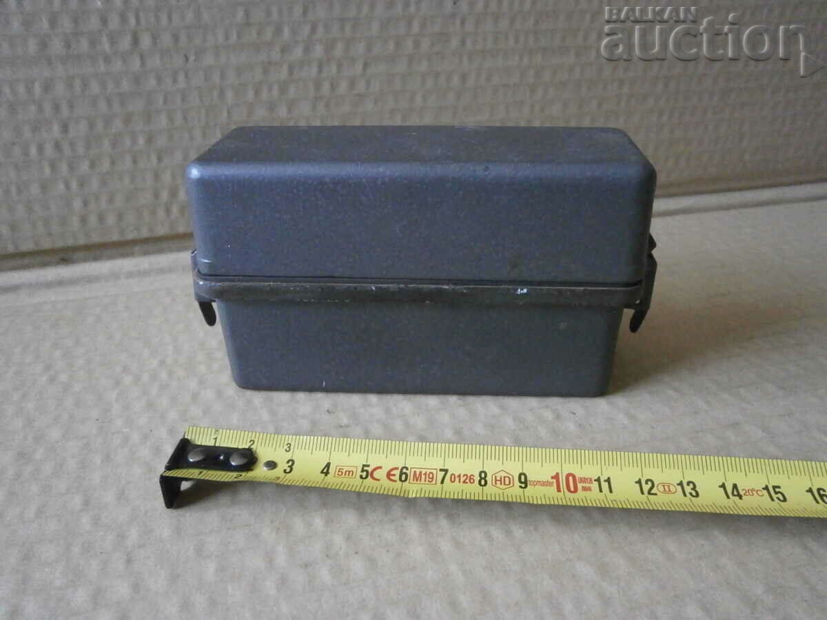 Auction  military battery box batteries for night sight RR