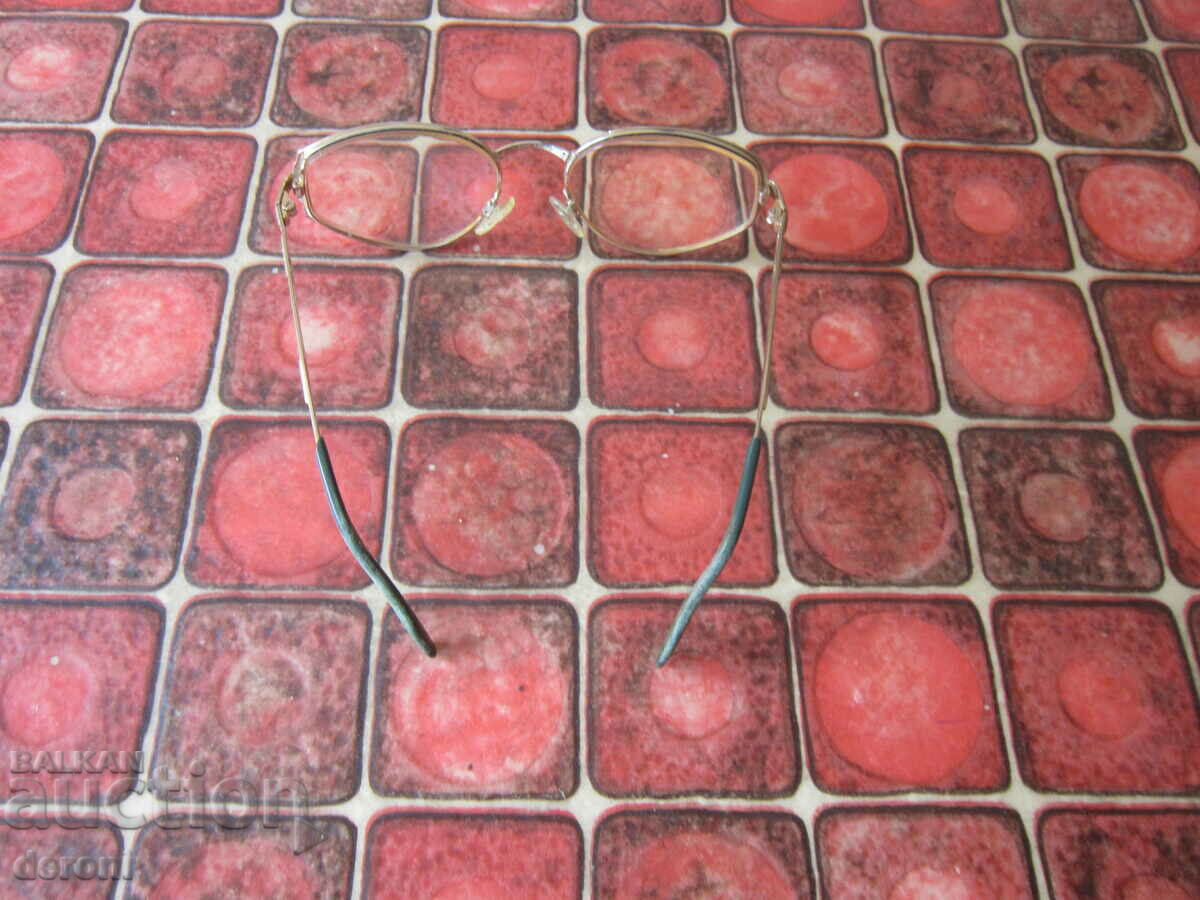 Auction  Titan 5318 luxury glasses