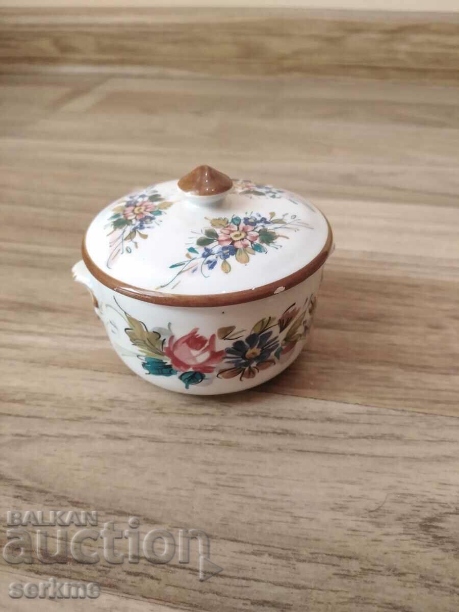 κουτί από πορσελάνη με τιμή 8.00 BGN | € 4.09 κουτί από πορσελάνη με τιμή 8.00 BGN | € 4.09