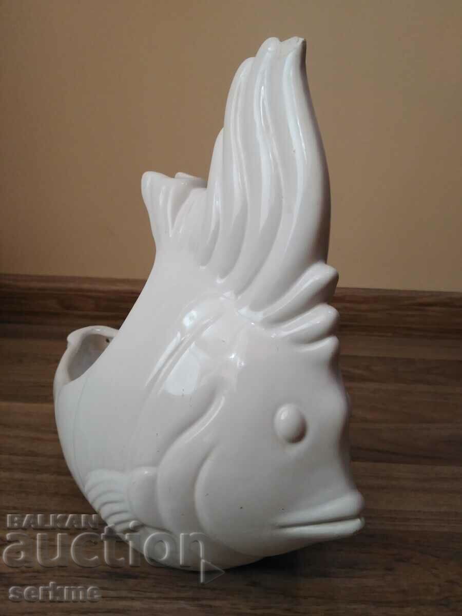 Delivery of Porcelain figure Delivery of Porcelain figure