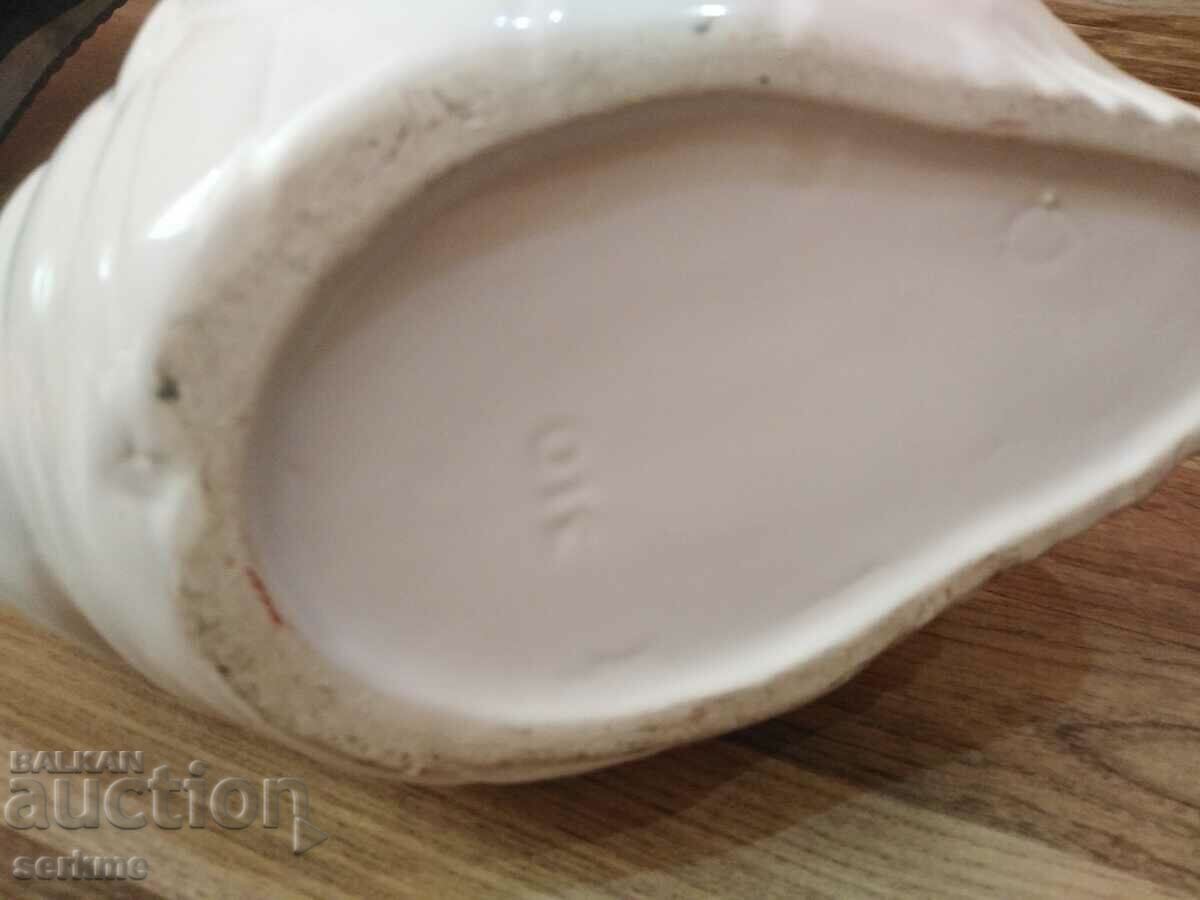 Porcelain figure - 6 Porcelain figure - 6