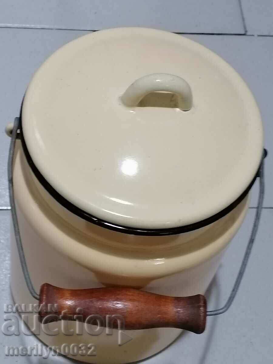 Delivery of Soc pitcher enamel lid metal cup pitcher enameled dish