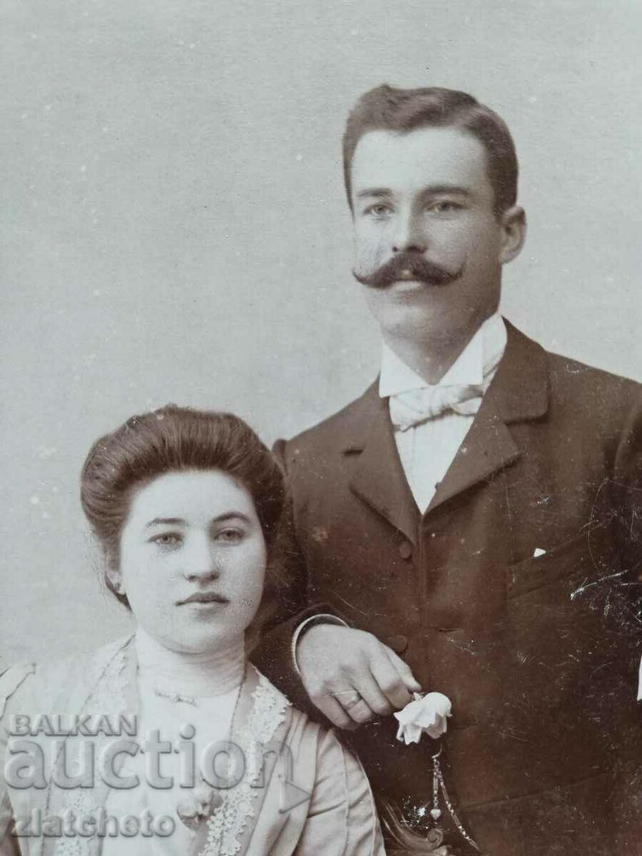 Delivery of Old cardboard photo of Stefan Stefanov and Elena St. Delivery of Old cardboard photo of Stefan Stefanov and Elena St.