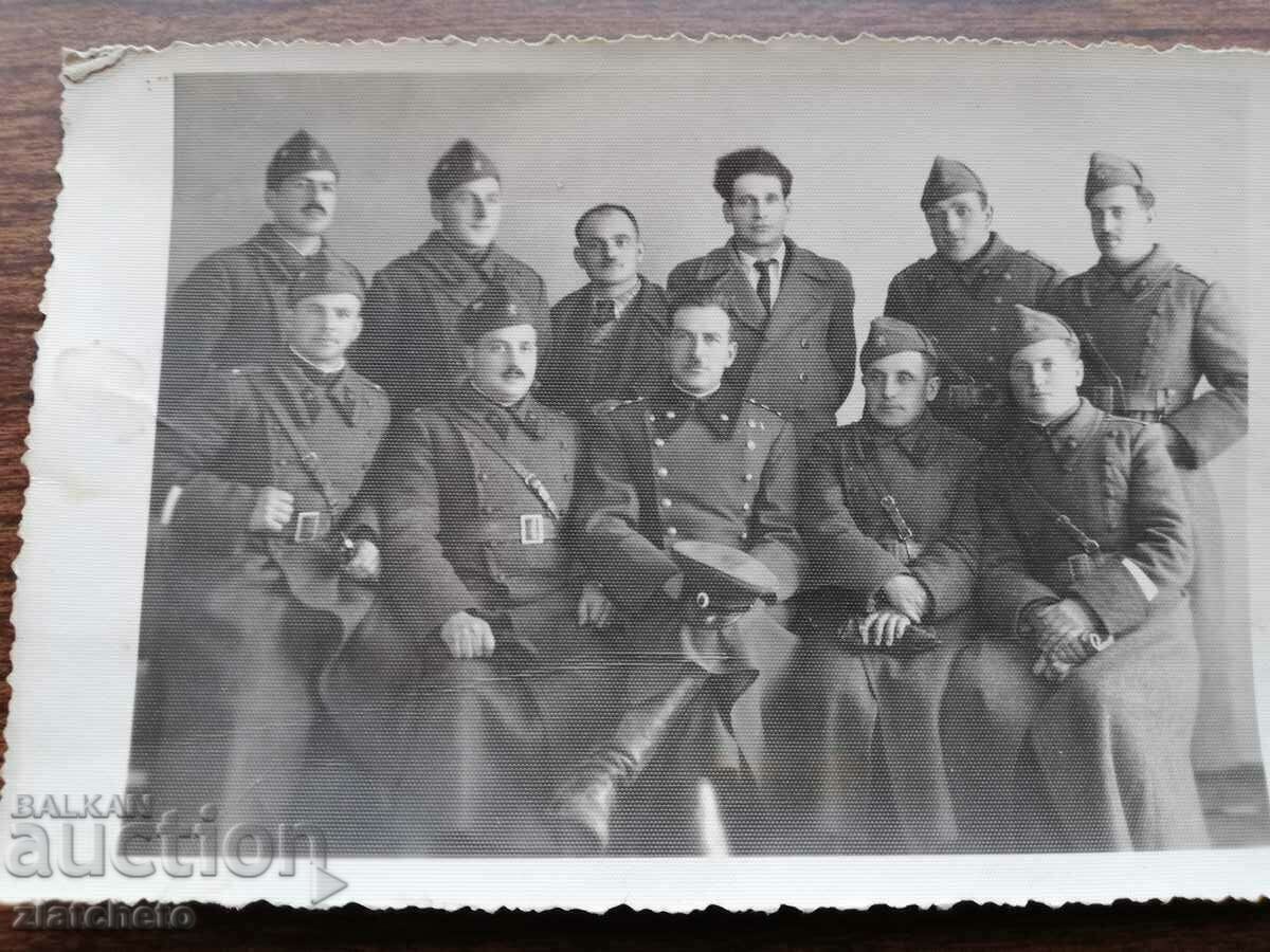 Old photo - WWII Military with price 10.00 BGN | € 5.11 Old photo - WWII Military with price 10.00 BGN | € 5.11
