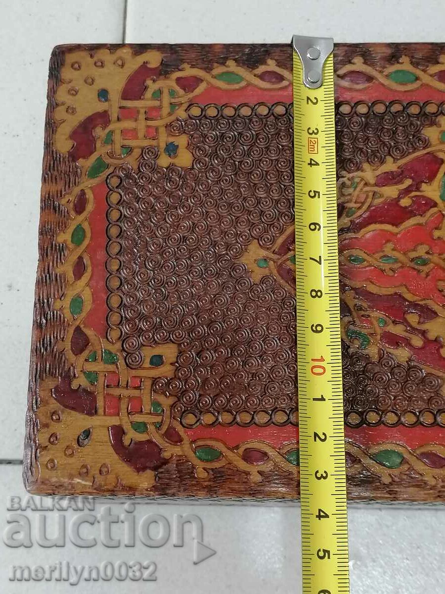 Παράδοση Παλιό πυρογραφικό κουτί από ξύλο, 40 ετών Παράδοση Παλιό πυρογραφικό κουτί από ξύλο, 40 ετών