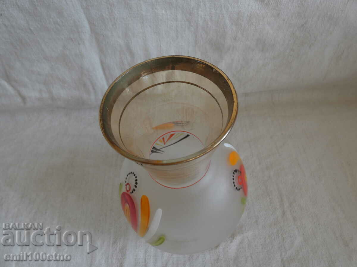 Livrarea Vaza din sticla pictata manual Livrarea Vaza din sticla pictata manual