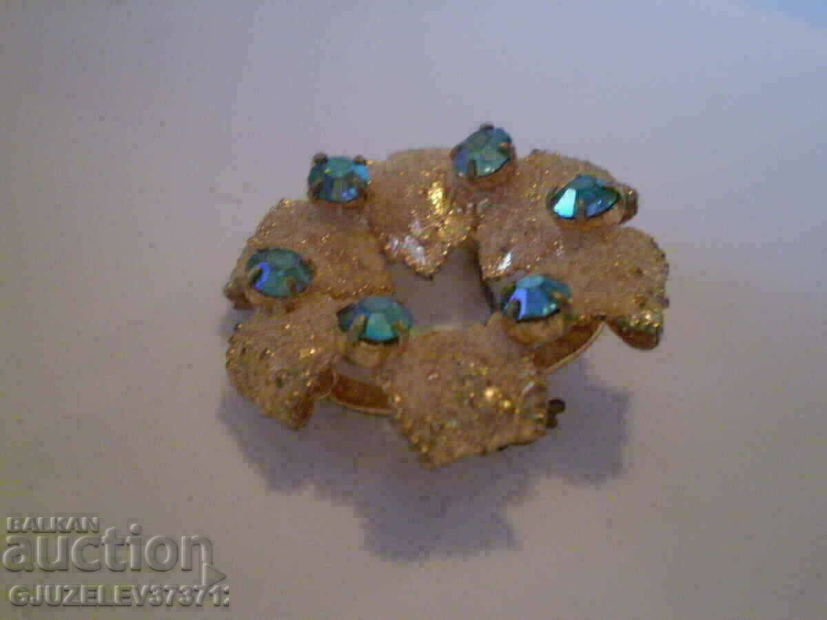 Retro Brooch - 6 Retro Brooch - 6