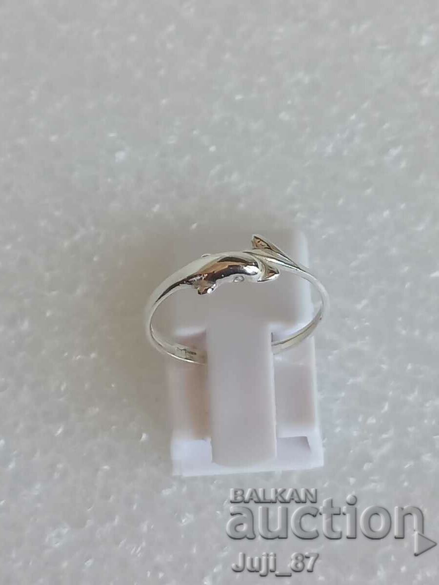 New silver dolphin ring, size 55 (diameter 17mm)