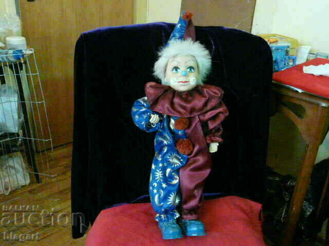 Livrarea Păpușă, mim, porțelan Livrarea Păpușă, mim, porțelan