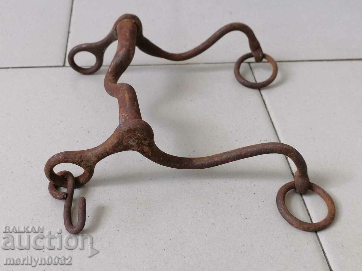Old army bridle, cavalry, harness, horseman with price 42.00 BGN | € 21.47 Old army bridle, cavalry, harness, horseman with price 42.00 BGN | € 21.47
