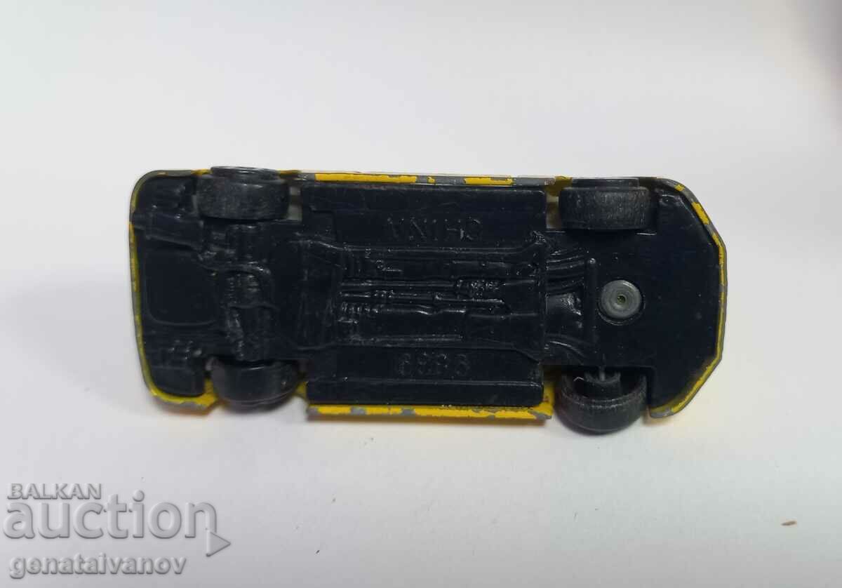 Cart with price 2.50 BGN | € 1.28 Cart with price 2.50 BGN | € 1.28