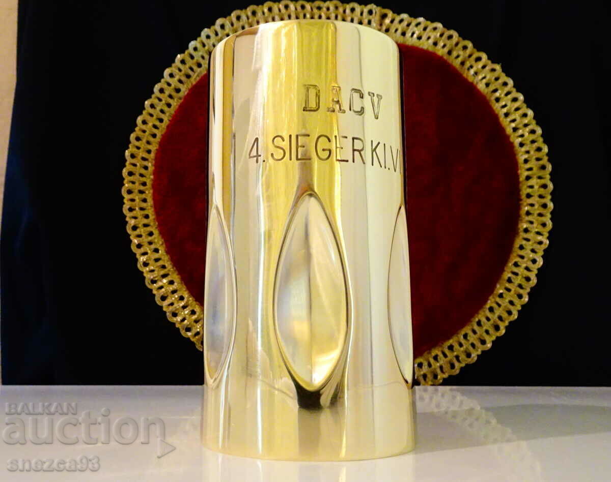 Bronze cup, mug with relief 400 ml. Bronze cup, mug with relief 400 ml.