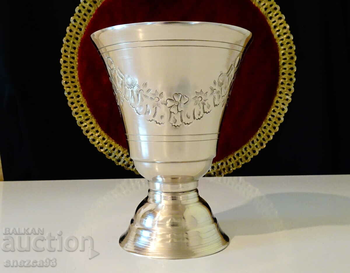 Silver-plated goblet, wine glass 350 ml, embossed with price 65.00 BGN | € 33.23 Silver-plated goblet, wine glass 350 ml, embossed with price 65.00 BGN | € 33.23