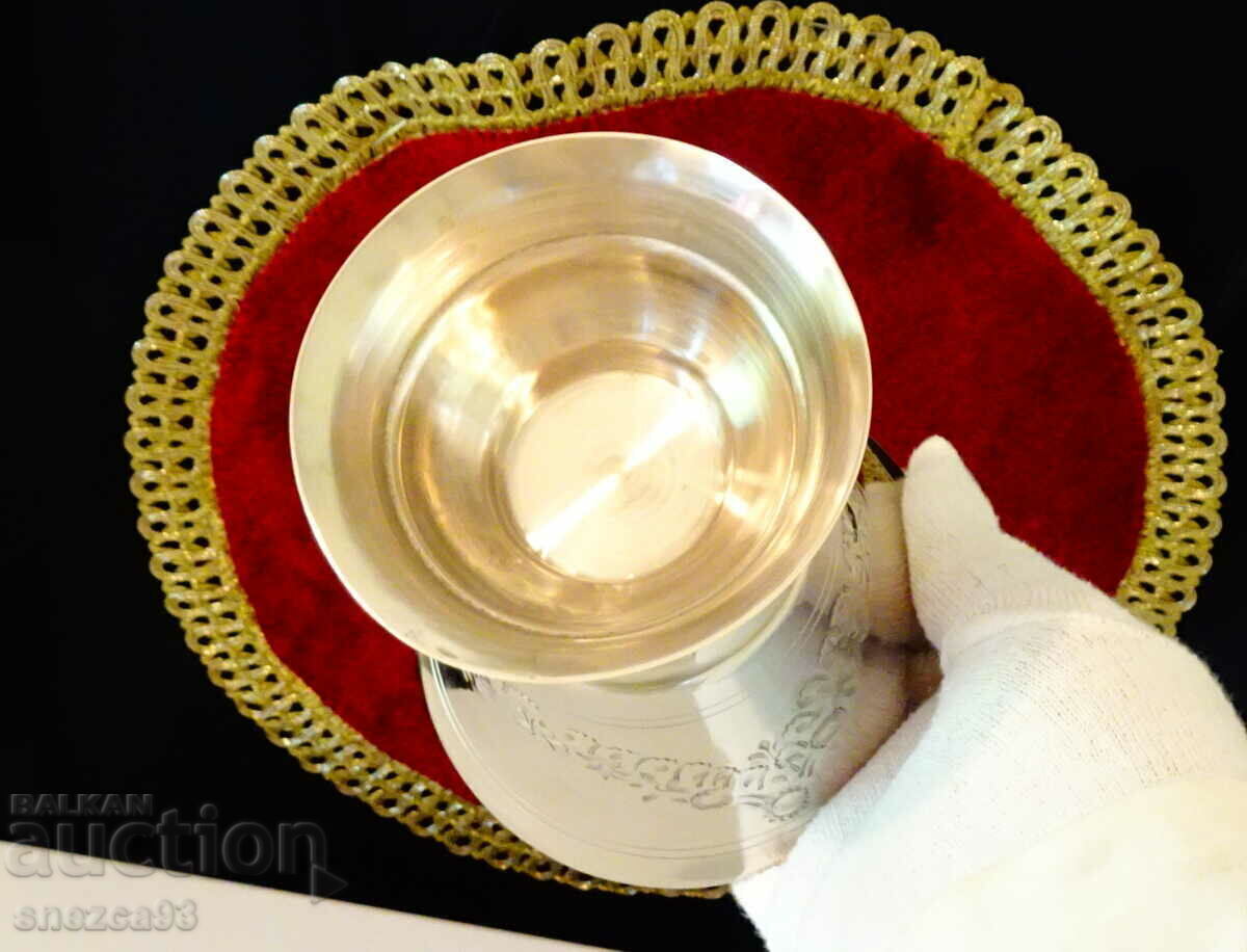 Delivery of Silver-plated goblet, wine glass 350 ml, embossed Delivery of Silver-plated goblet, wine glass 350 ml, embossed