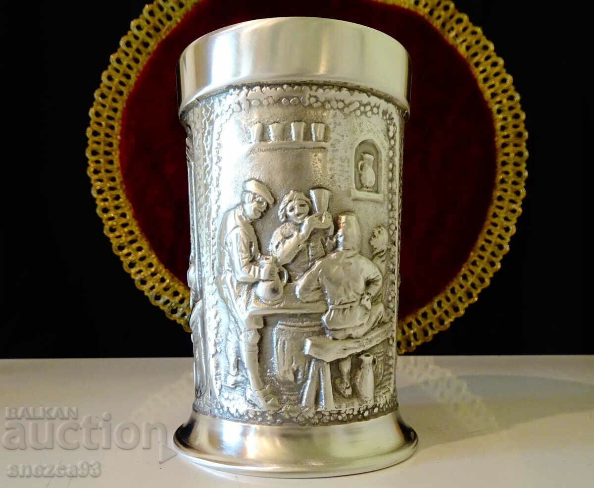 Auction Cup, tin mug, Dionysus, wine. Auction Cup, tin mug, Dionysus, wine.