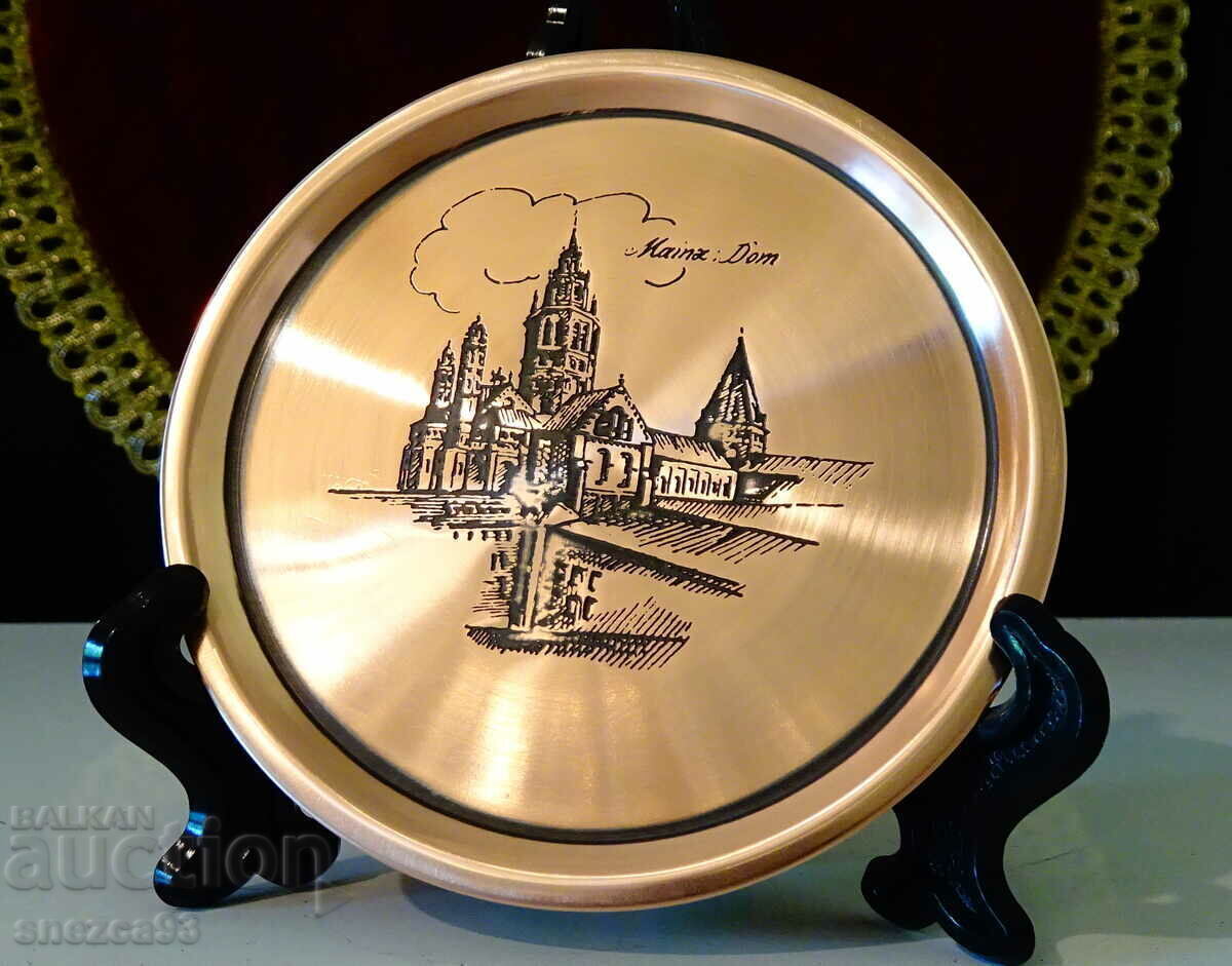 Copper plate, mat with lithography. Copper plate, mat with lithography.