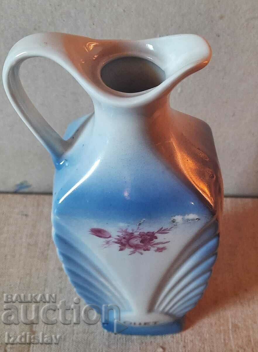 Аукцион Порцеланово шише за оцет Аукцион Порцеланово шише за оцет